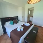 Вілла Avec Apercu Et Piscine Privee *