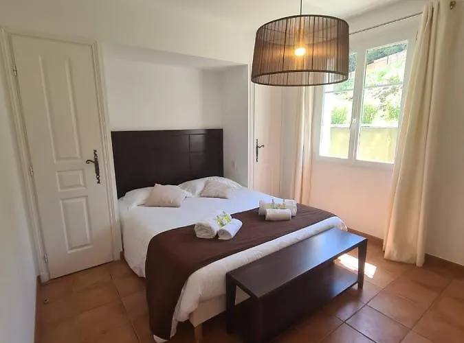 Villa Avec Apercu Et Piscine Privee Sainte-Maxime