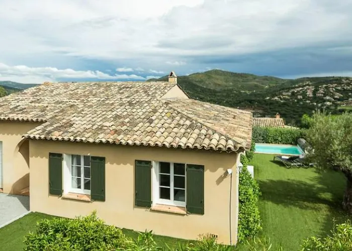 Villa Avec Apercu Et Piscine Privee